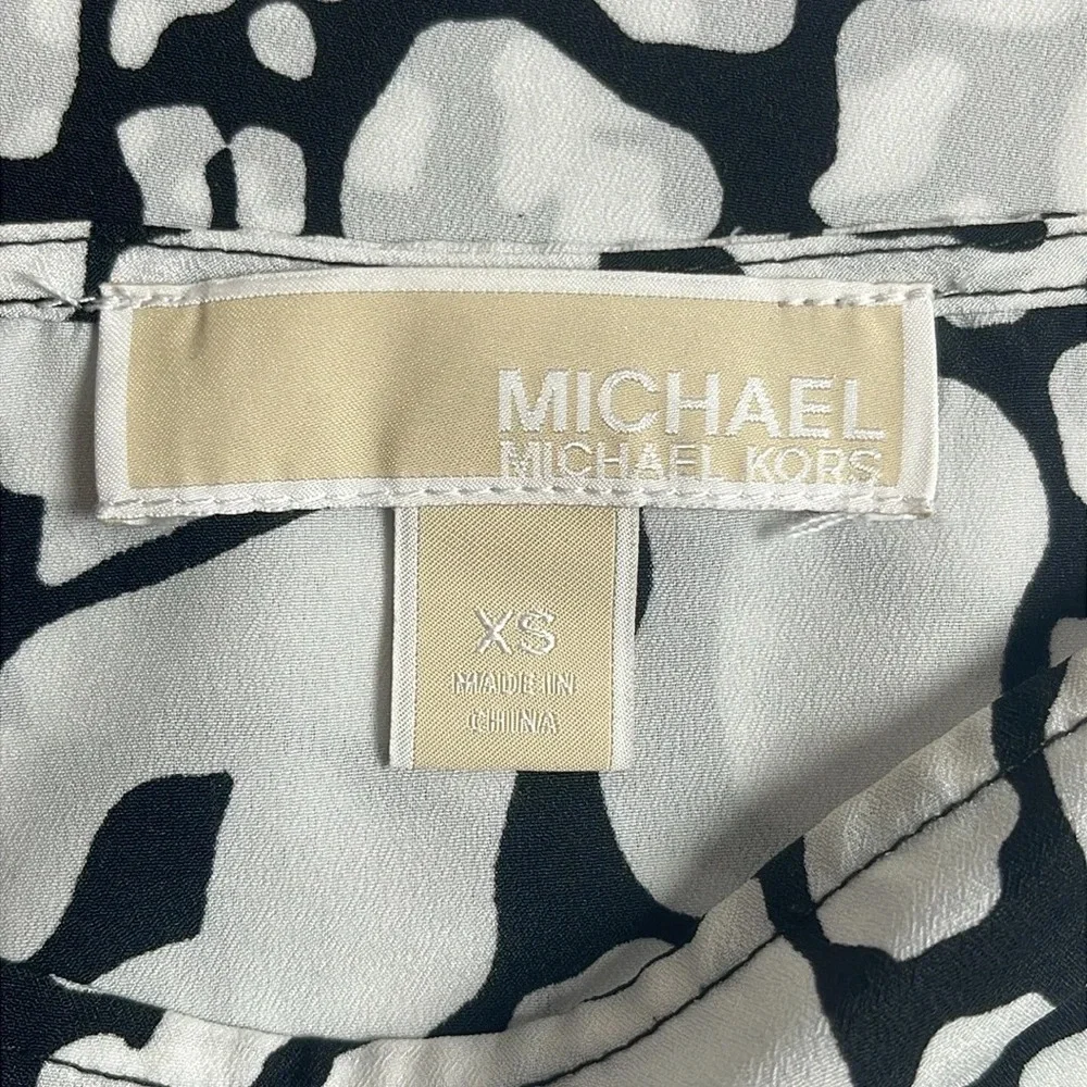 Michael Kors Black & White Blouse Size XS